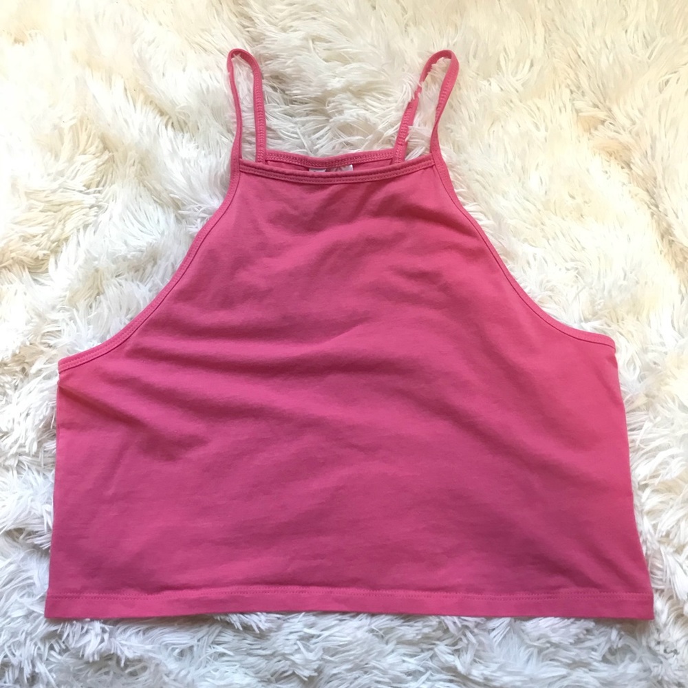 PINK CROP TOP